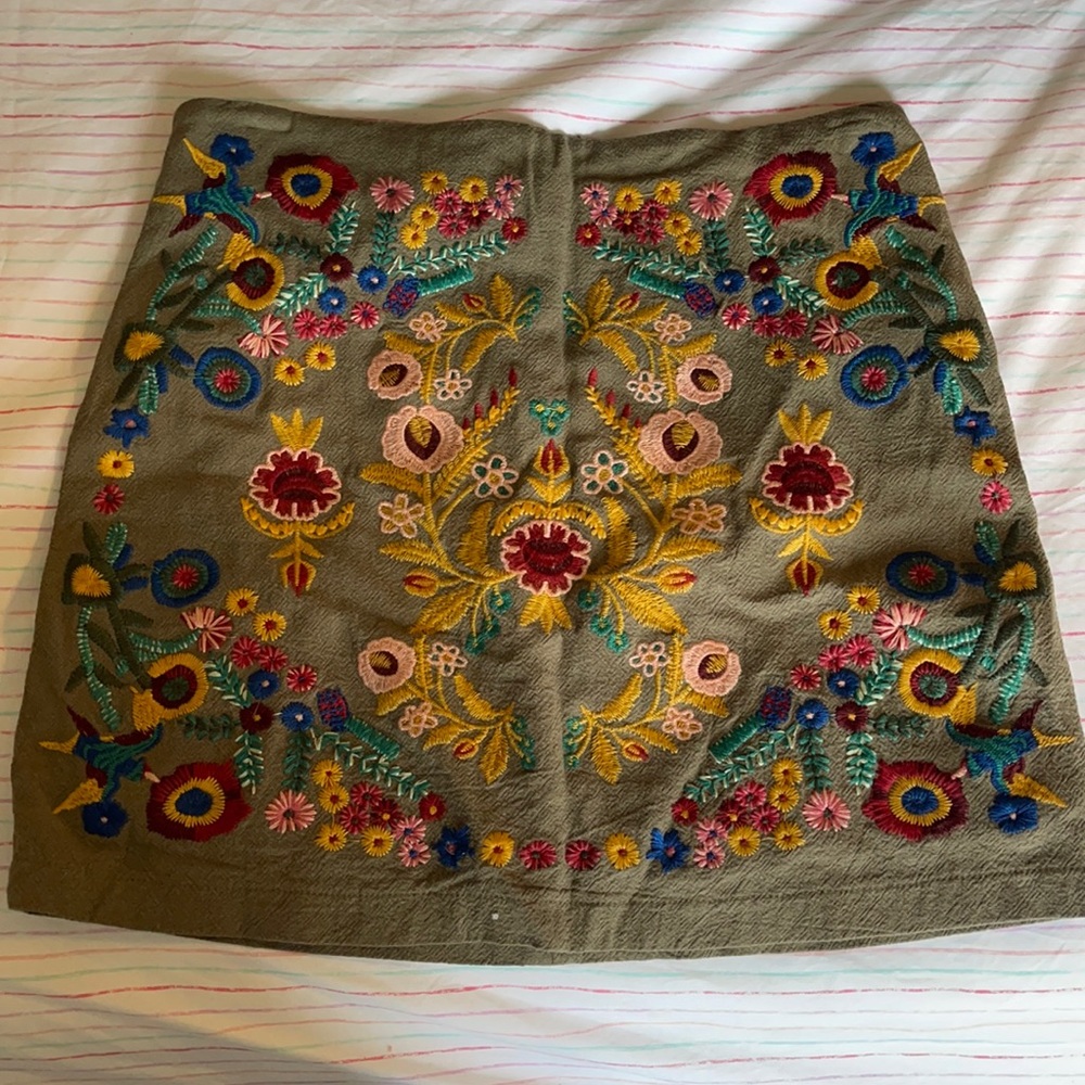 Boutique skirt size small